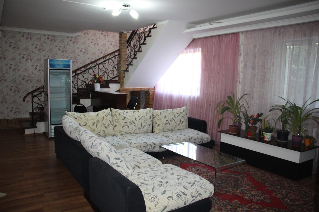 Dream Hostel Chimkent Extérieur photo